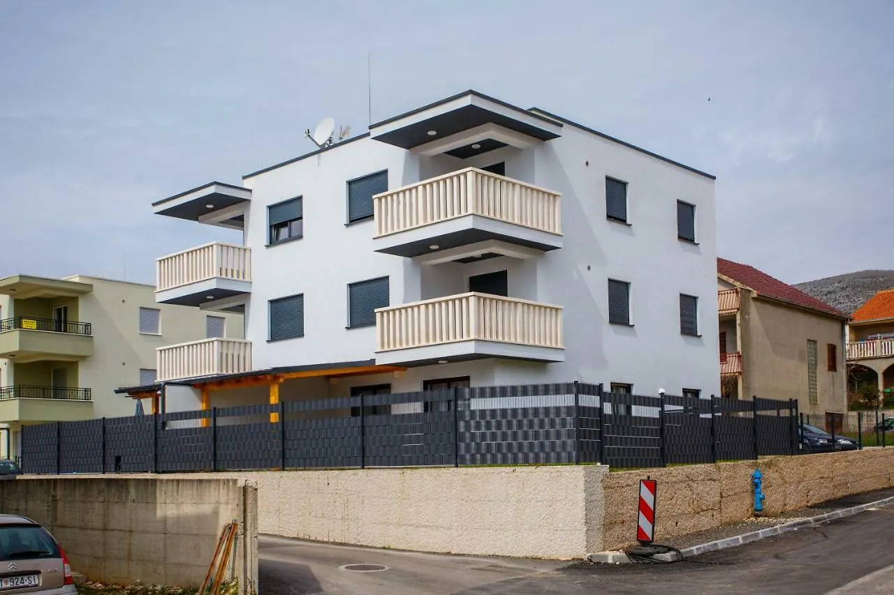 Apartment Ferias Trogir