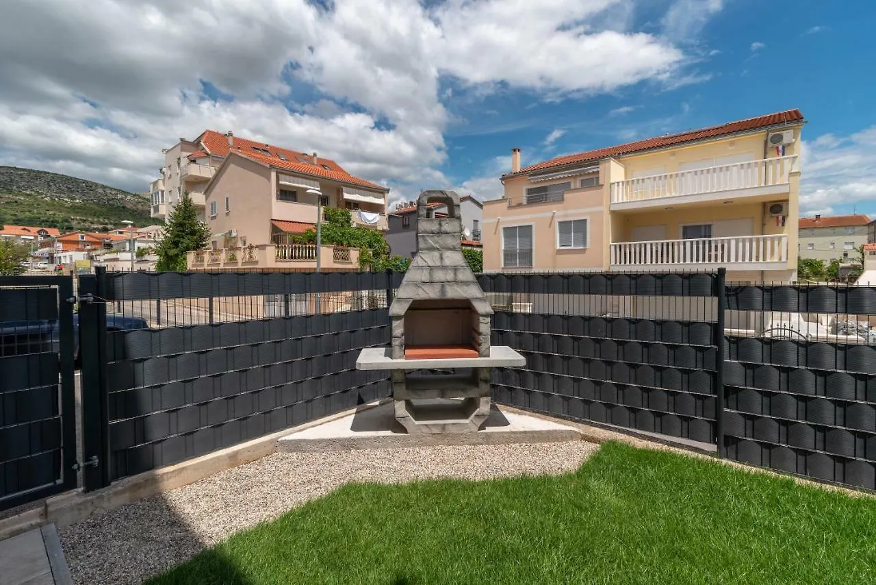 Apartment Ferias Trogir Croatia