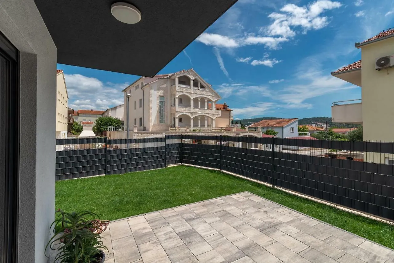 Apartment Ferias Trogir