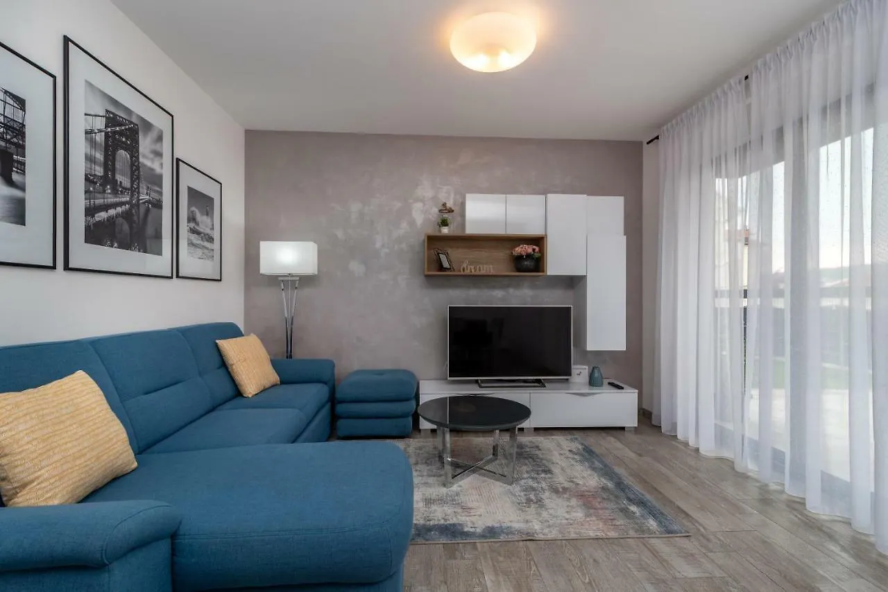 Apartment Ferias Trogir